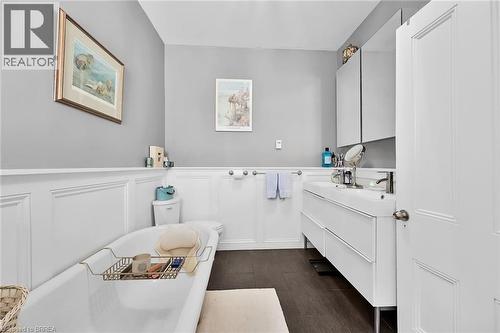 Bathroom with toilet and vanity - 40 Locke Street S, Hamilton, ON - Indoor Photo Showing Bathroom