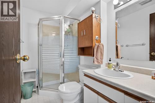 13 1128 Mckercher Drive, Saskatoon, SK - Indoor Photo Showing Bathroom