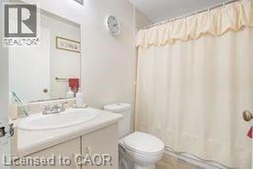 150 Park Avenue E Unit# 104, Chatham, ON - Indoor Photo Showing Bathroom