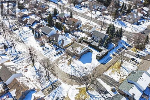 577 Tomahawk Crescent, Ancaster, ON - Outdoor