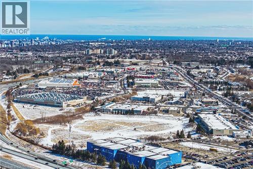 577 Tomahawk Crescent, Ancaster, ON - Outdoor With View