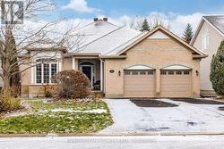 25 KYLE AVENUE  Ottawa, ON K2S 1G9