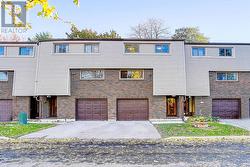 23 - 2020 PHARMACY AVENUE  Toronto, ON M1T 1H8