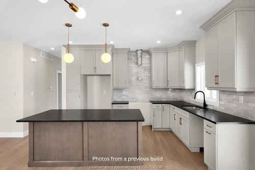 75 Cherry Blossom Trail, Chatham, ON 