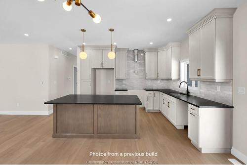 75 Cherry Blossom Trail, Chatham, ON 