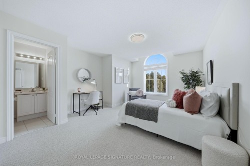 192 Williamson Drive E, Ajax, ON - Indoor Photo Showing Bedroom