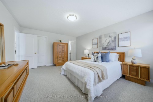 192 Williamson Drive E, Ajax, ON - Indoor Photo Showing Bedroom