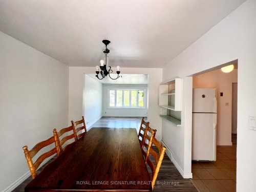 194 Cedarbrae Avenue, Waterloo, ON - Indoor Photo Showing Dining Room