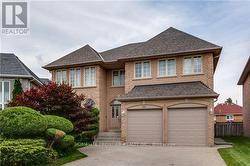 22A AVONLEA PLACE  Richmond Hill, ON L4B 3N8