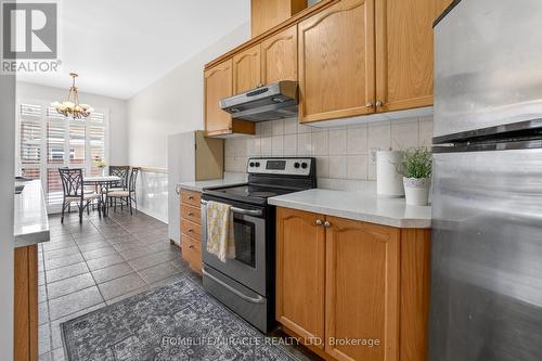 967 Ledbury Crescent, Mississauga, ON - Indoor Photo Showing Kitchen