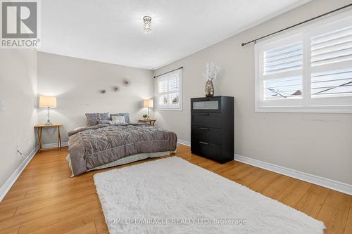 967 Ledbury Crescent, Mississauga, ON - Indoor Photo Showing Bedroom