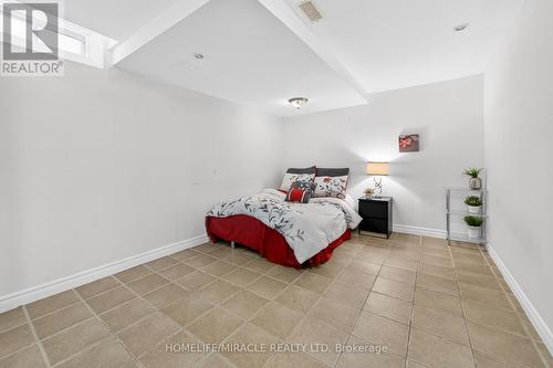 967 Ledbury Crescent, Mississauga, ON - Indoor Photo Showing Bedroom