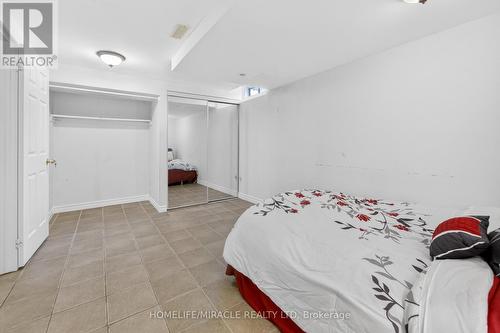 967 Ledbury Crescent, Mississauga, ON - Indoor Photo Showing Bedroom