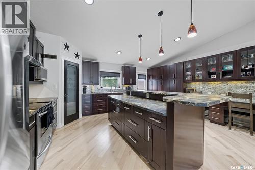 101 6Th Avenue W, Watrous, SK - Indoor Photo Showing Kitchen With Upgraded Kitchen