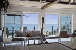 14553 SUNSET DRIVE  White Rock, BC V4B 2V9