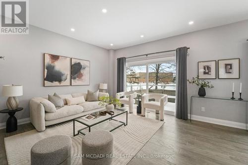 4235 Pheasant Run, Mississauga, ON - Indoor Photo Showing Living Room
