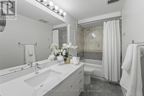 4235 Pheasant Run, Mississauga, ON - Indoor Photo Showing Bathroom