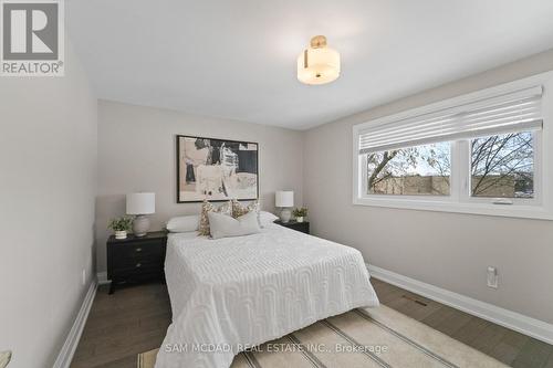 4235 Pheasant Run, Mississauga, ON - Indoor Photo Showing Bedroom