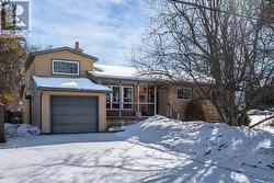 62 MONTGOMERY BOULEVARD  Kingston (City Southwest), ON K7M 3N6