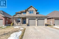 706 BENNETT CRESCENT  Strathroy-Caradoc, ON N0L 1W0