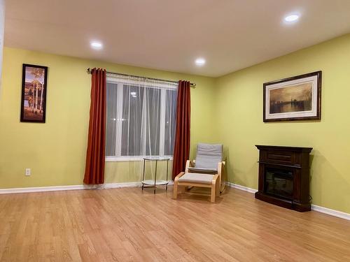 Living room - 622 Hamilton Avenue, Winnipeg, MB - Indoor