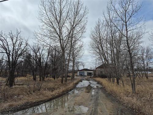 200 Sioux Road W, Winnipeg, MB 