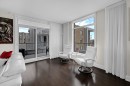 Salon - 501-359 Boul. Brunswick, Pointe-Claire, QC  - Indoor Photo Showing Living Room 