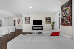 Salon - 