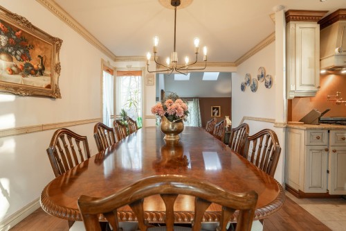 Salle à manger - 8940 Boul. Marie-Victorin, Brossard, QC - Indoor Photo Showing Dining Room