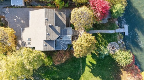 Photo aérienne - 8940 Boul. Marie-Victorin, Brossard, QC - Outdoor