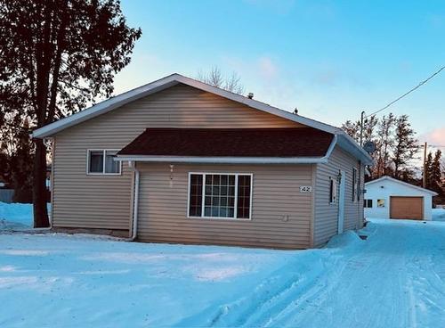 42 Hannah Street, Emo, ON - Outdoor With Exterior