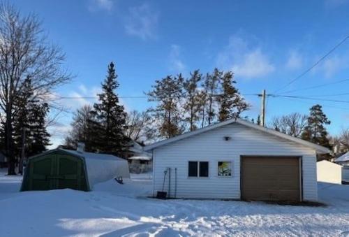 42 Hannah Street, Emo, ON - Outdoor