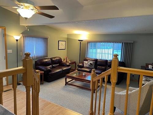 42 Hannah Street, Emo, ON - Indoor