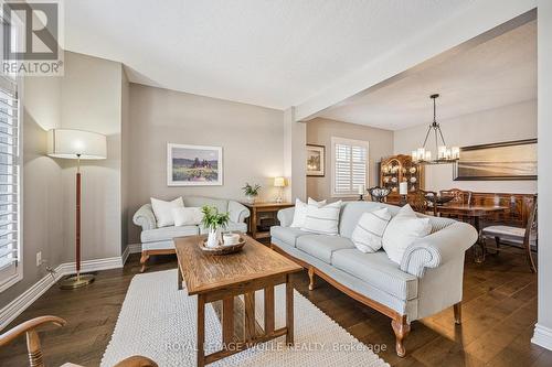 44 Crane Crescent, Woolwich, ON - Indoor Photo Showing Living Room