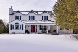 271 Ch. Dubois  Pontiac, QC J0X 2G0