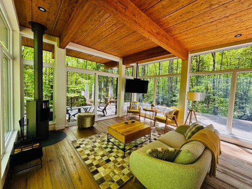 Salon - 15 Ch. Des Épicuriens, La Conception, QC - Outdoor With Deck Patio Veranda With Exterior