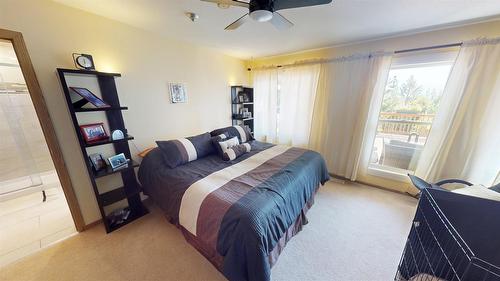 821 Westwood Drive, Cranbrook, BC - Indoor Photo Showing Bedroom