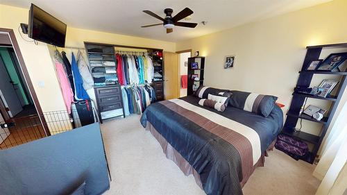 821 Westwood Drive, Cranbrook, BC - Indoor Photo Showing Bedroom