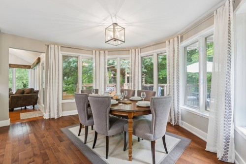 Salle à manger - 29 Ch. Dunn, Chelsea, QC - Indoor Photo Showing Dining Room