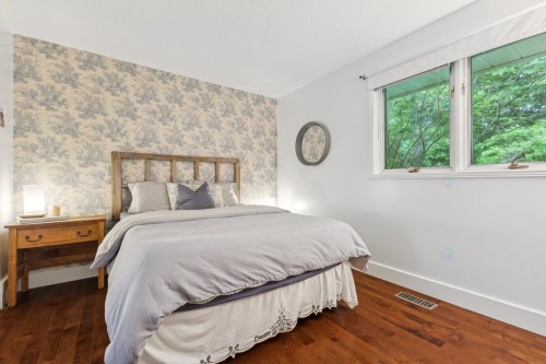 Chambre à coucher - 29 Ch. Dunn, Chelsea, QC - Indoor Photo Showing Bedroom
