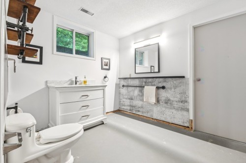 Salle de bains - 29 Ch. Dunn, Chelsea, QC - Indoor Photo Showing Bathroom