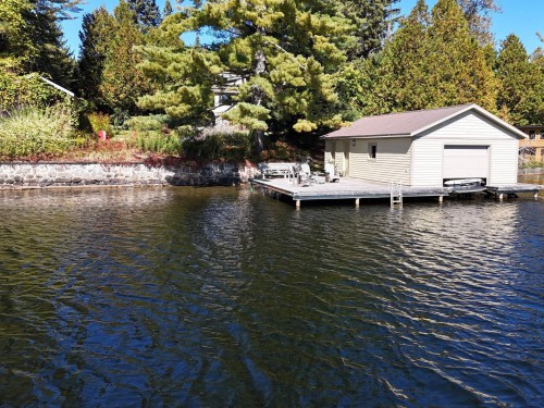 Bord de l'eau - 1519 Ch. Du Minto, Saint-Adolphe-D'Howard, QC - Outdoor With Body Of Water