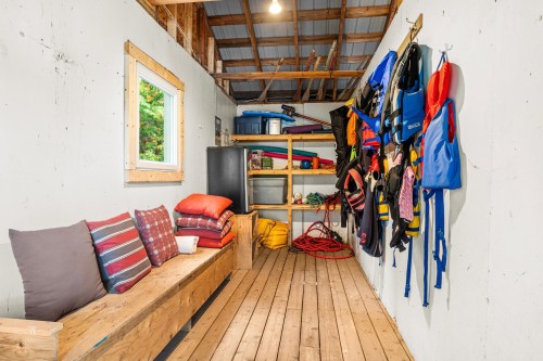 Remise - 1519 Ch. Du Minto, Saint-Adolphe-D'Howard, QC - Indoor