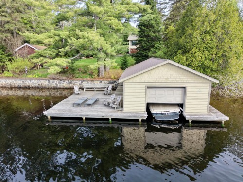 Bord de l'eau - 1519 Ch. Du Minto, Saint-Adolphe-D'Howard, QC 