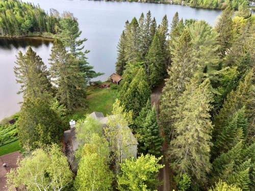 Bord de l'eau - 1519 Ch. Du Minto, Saint-Adolphe-D'Howard, QC 
