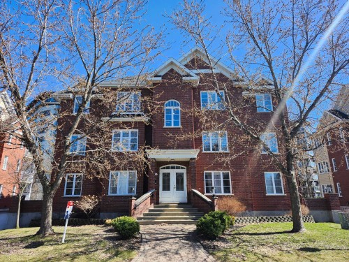 102-1224 Rue du Sentier  Longueuil (Le Vieux-Longueuil), QC J4N 1S4