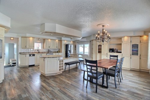 Vue d'ensemble - 471 11E Avenue, Barraute, QC - Indoor