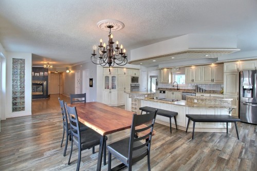 Vue d'ensemble - 471 11E Avenue, Barraute, QC - Indoor Photo Showing Dining Room