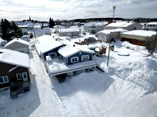 Photo aérienne - 471 11E Avenue, Barraute, QC - Outdoor