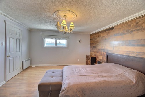 Chambre à coucher principale - 471 11E Avenue, Barraute, QC - Indoor Photo Showing Bedroom